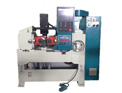 What are the tips for finding a roller cutter?